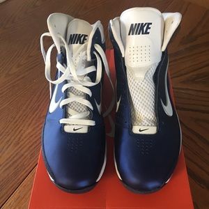 NIKE AIRMAX HYPED TB size 12 NIB